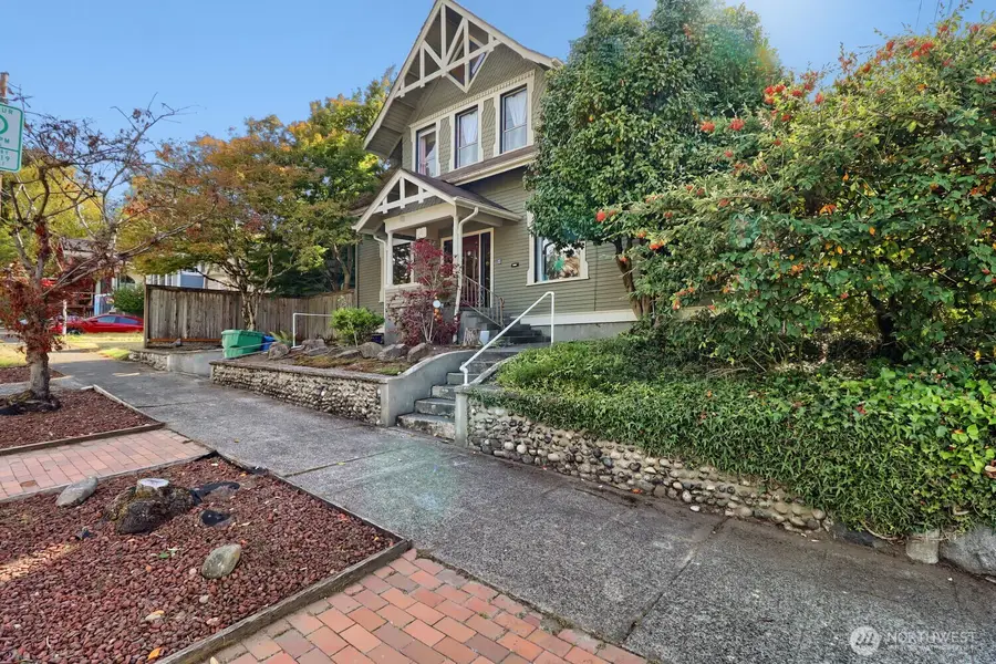 803 NE 72nd Street, Seattle, WA 98115 - #2