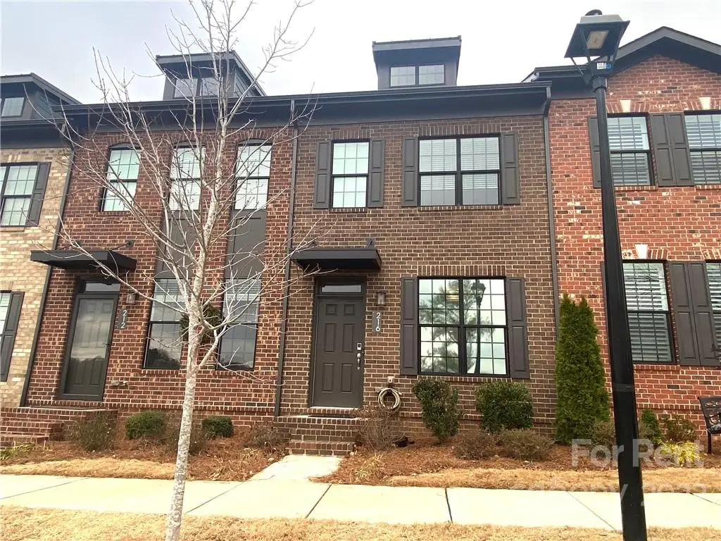 216 Linestowe Drive, Belmont, NC 28012 - Image #1