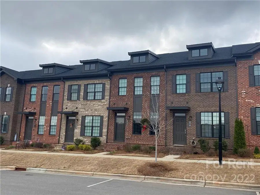 216 Linestowe Drive, Belmont, NC 28012 - Image #2