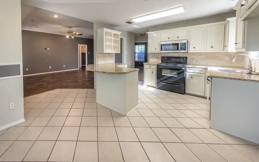 2923 85th Street, Lubbock, TX 79423 - #3