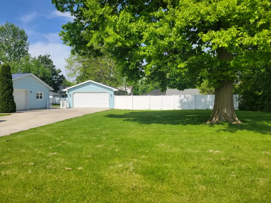 711 S Simon Street, Ada, OH 45810 - #3