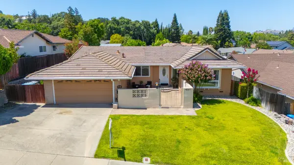 451 Sandstone Drive, Vacaville, CA 95688