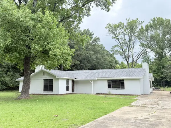 51 Lilac, Starkville, MS 39759