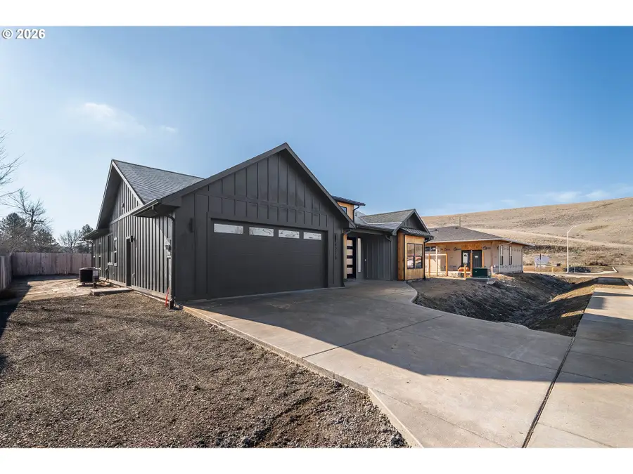 4226 SW Kirk Ave, Pendleton, OR 97801 - Image #3