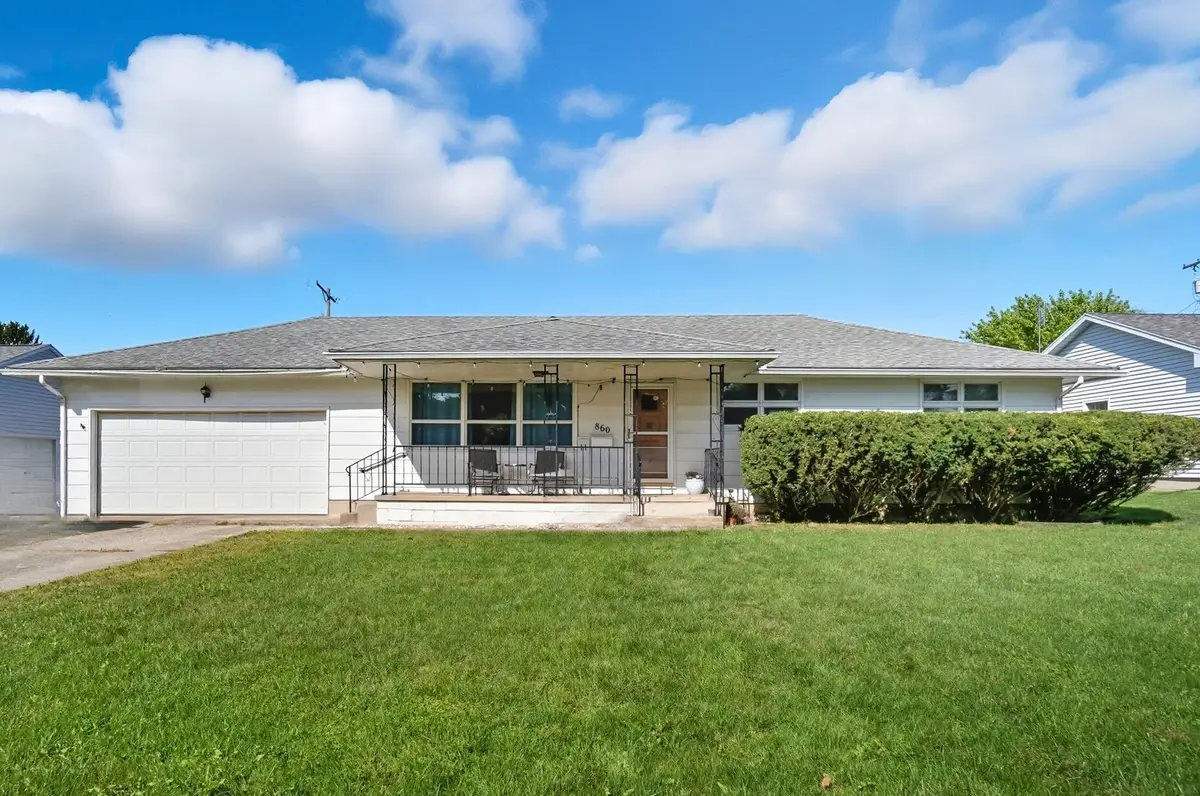 860 Amherst Drive, Urbana, OH 43078 - Image #1