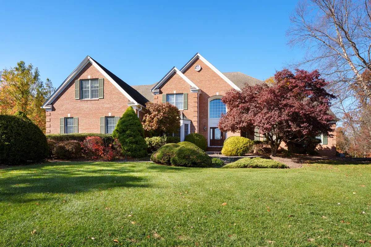 7 Silver Maple Ct, Belle Mead, NJ 08502 - #1