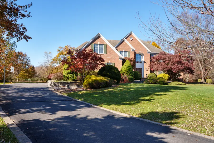 7 Silver Maple Ct, Belle Mead, NJ 08502 - #3