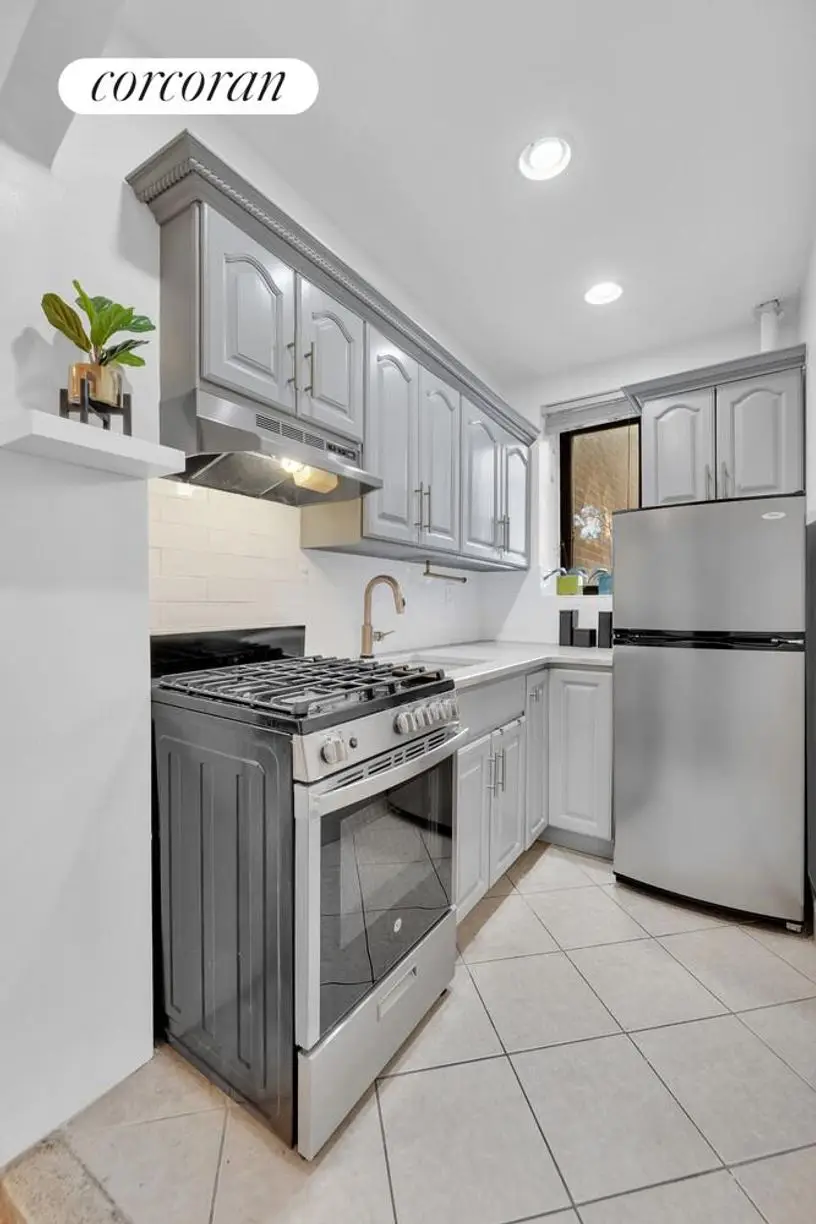 7401 Shore Road #3L, Brooklyn, NY 11209 - #2