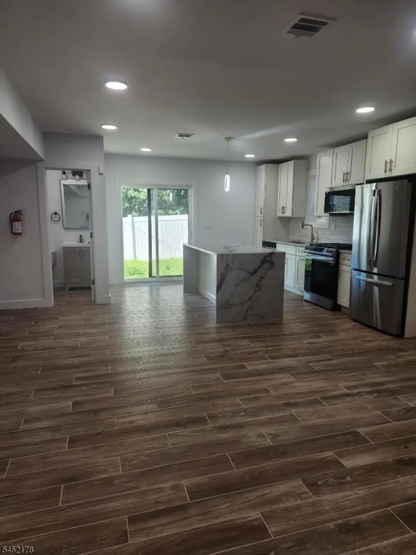 342 17th Ave, Irvington, NJ 07111 - #3