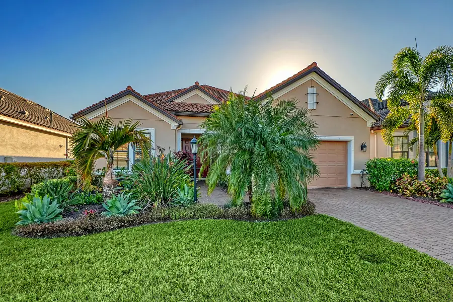 15410 Derna Terrace, Lakewood Ranch, FL 34211 - #2