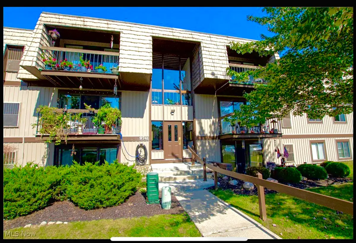 9741 Sunrise Boulevard #M16, North Royalton, OH 44133 - Image #1