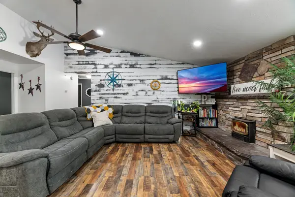 2994 Hawaiian Avenue, Medford, OR 97504