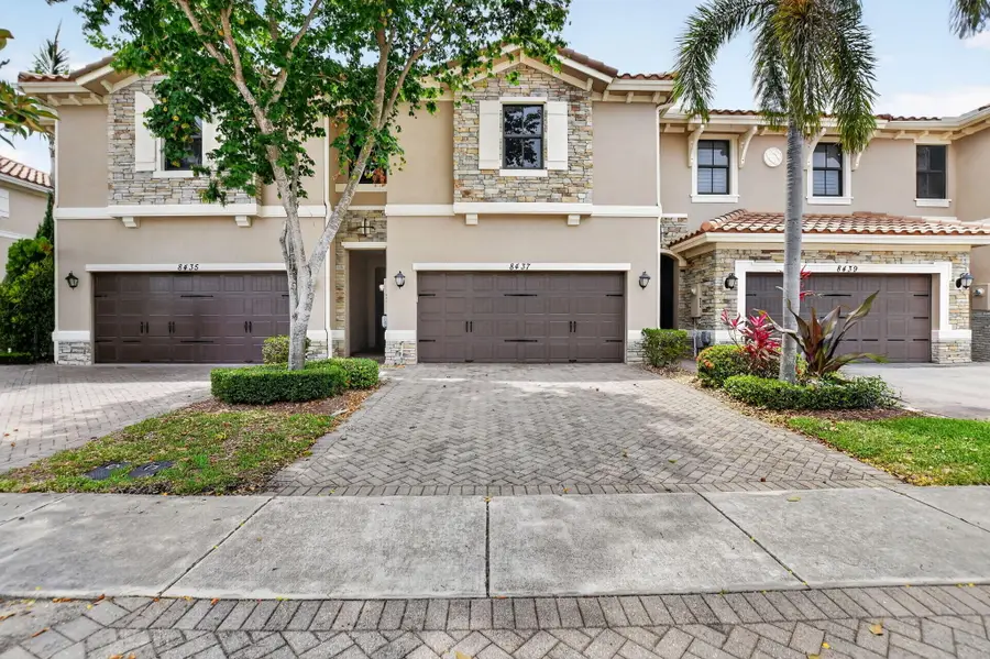 8437 Lakeview Trail, Parkland, FL 33076 - #2