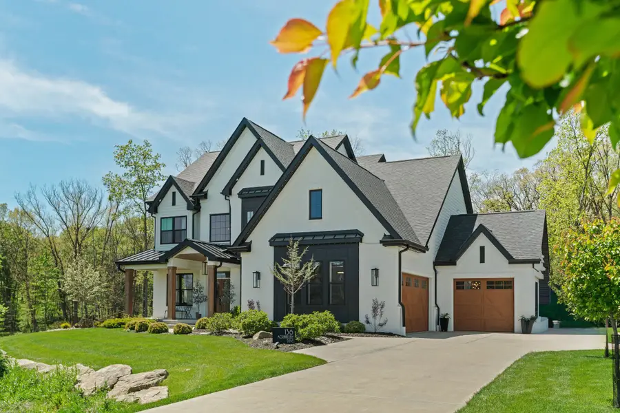 136 Morningside Dr, Cranberry, PA 16066 - #2
