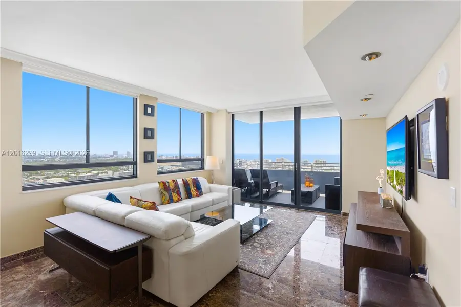 1330 W Ave Ph05 #PH05, Miami Beach, FL 33139 - #2