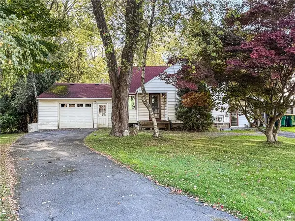 132 Van Mara Drive, Syracuse, NY 13212