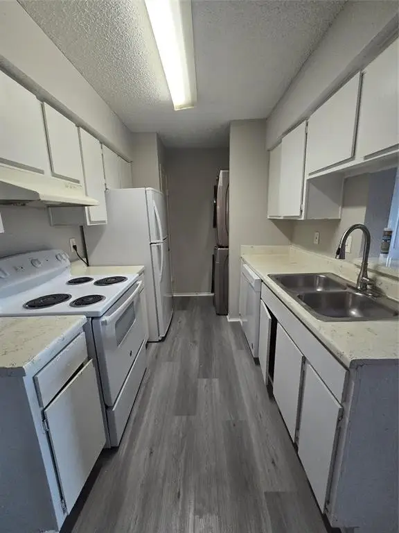 12615 Brookglade Circle #15, Houston, TX 77099