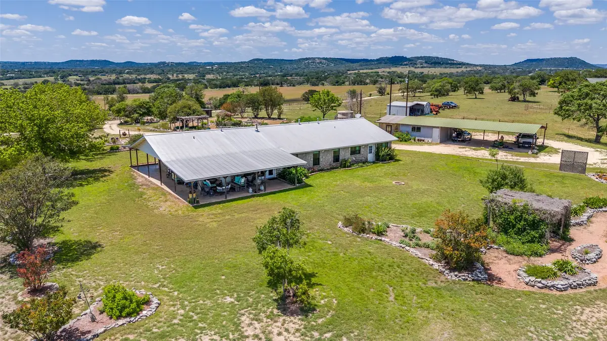 369 Sakewitz, Comfort, TX 78013 - #1