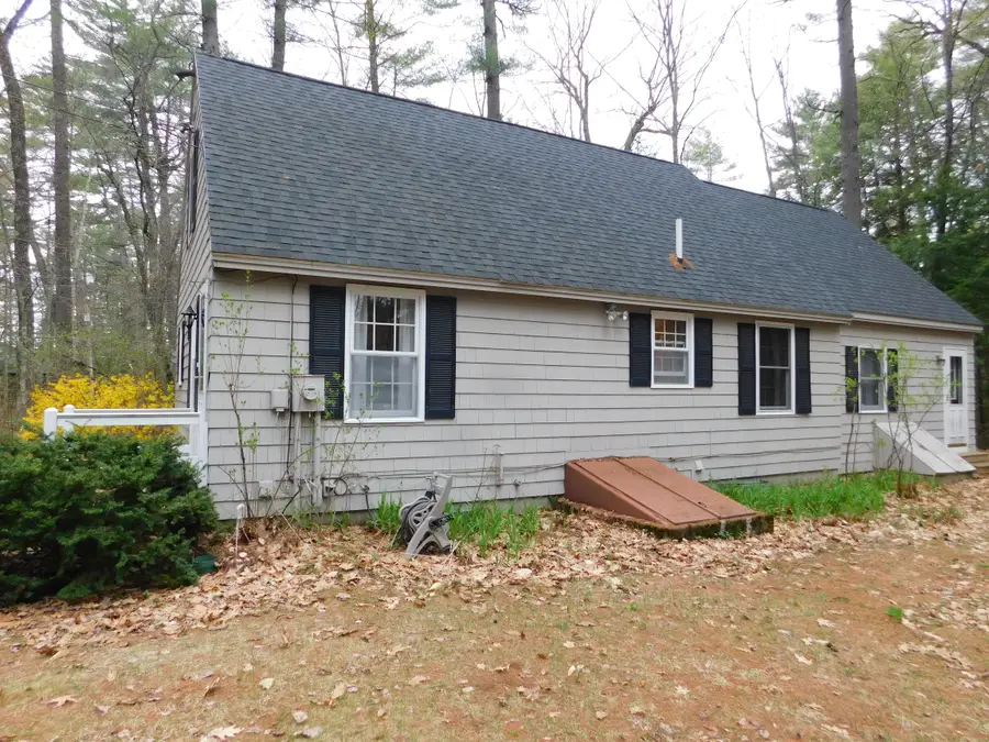 15 Lakeview Drive, New Gloucester, ME 04260 - #2