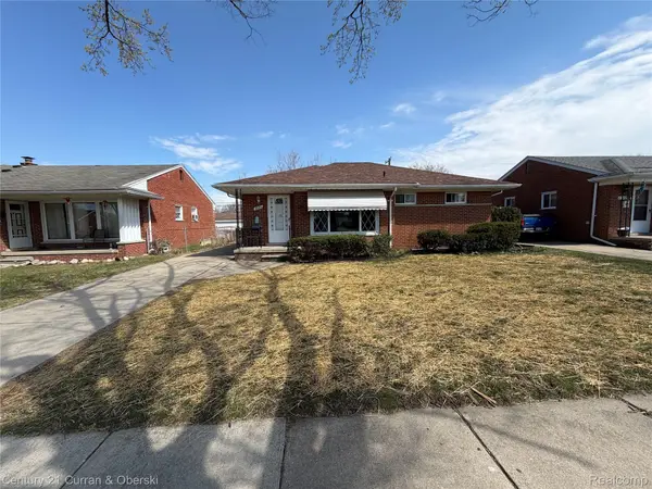 8586 Salem Lane, Dearborn Heights, MI 48127