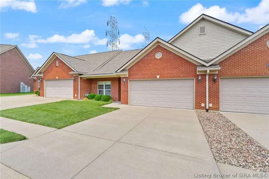 2128 Pickwick Drive, New Albany, IN 47150 - #2