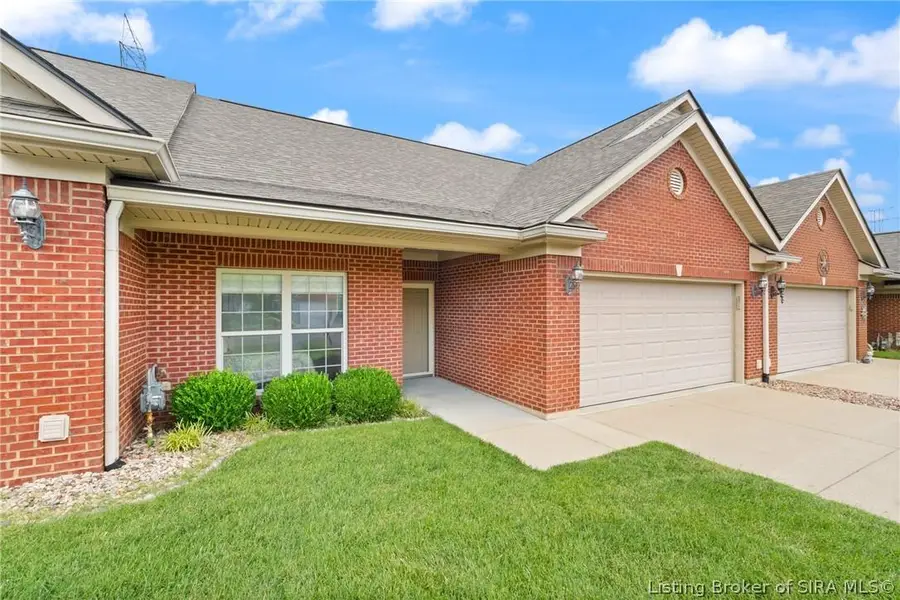 2128 Pickwick Drive, New Albany, IN 47150 - #3