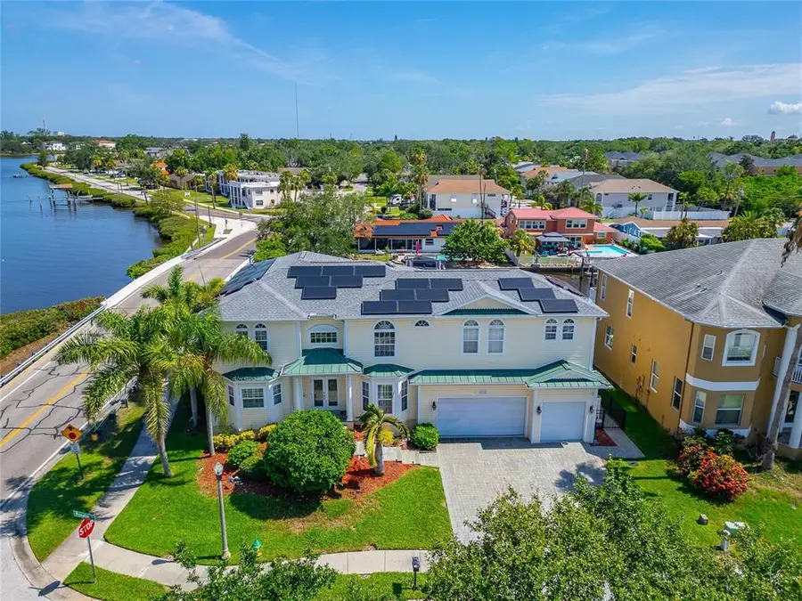339 Manatee Lane, Tarpon Springs, FL 34689 - #2