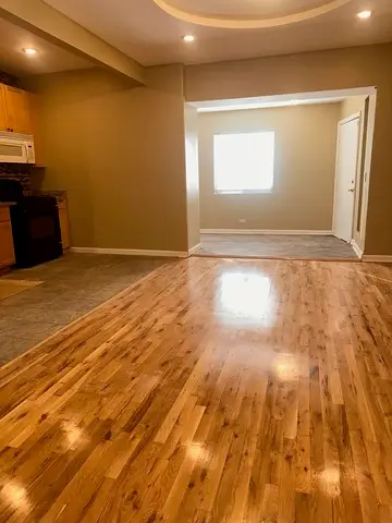 6716 S Chappel Ave #Unit 1S, Chicago, IL 60649 - #2