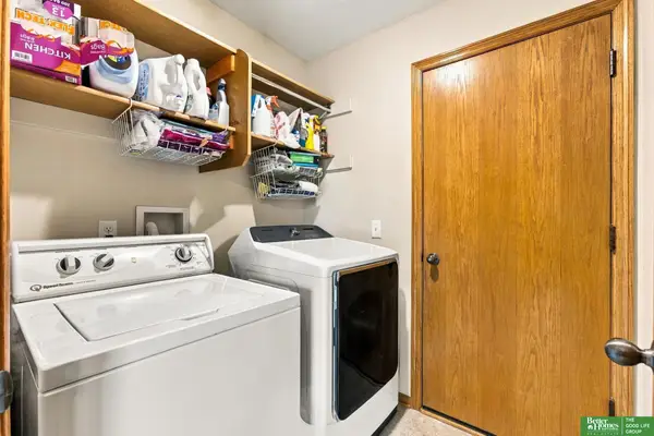 19124 Lake Street, Omaha, NE 68022
