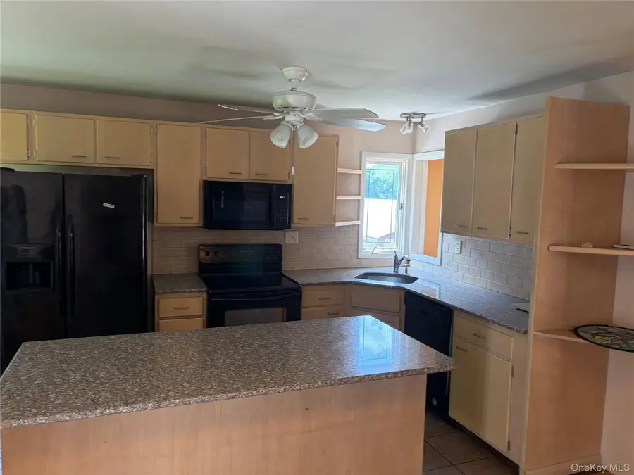 58 Lake Road, Valley Cottage, NY 10989 - #2