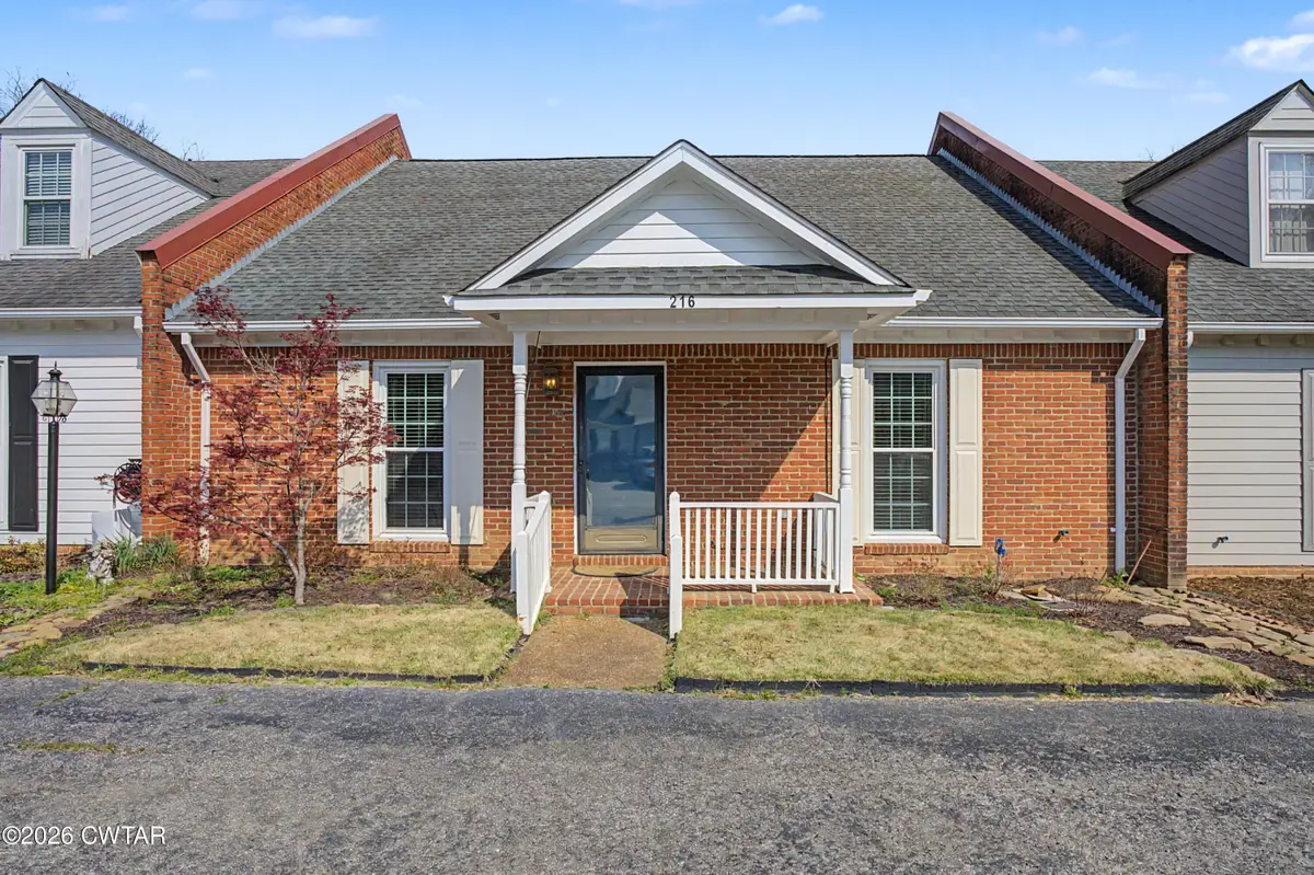 216 Cromwell Square S, Brownsville, TN 38012 - #1