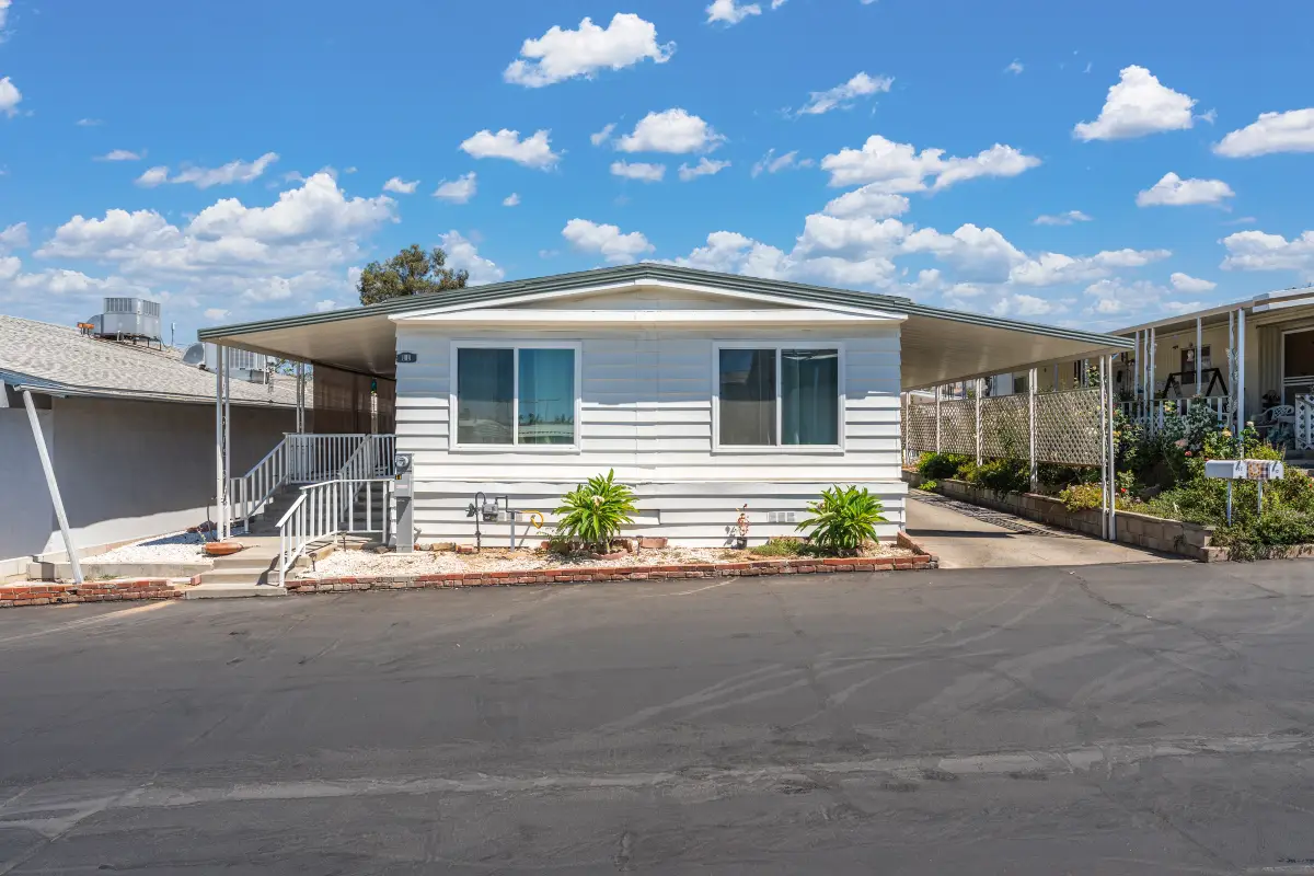 12582 2nd #11, Yucaipa, CA 92399 - #1