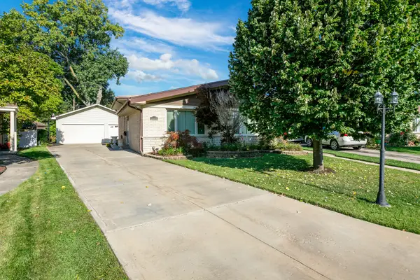 8606 Lillibet Terrace, Morton Grove, IL 60053