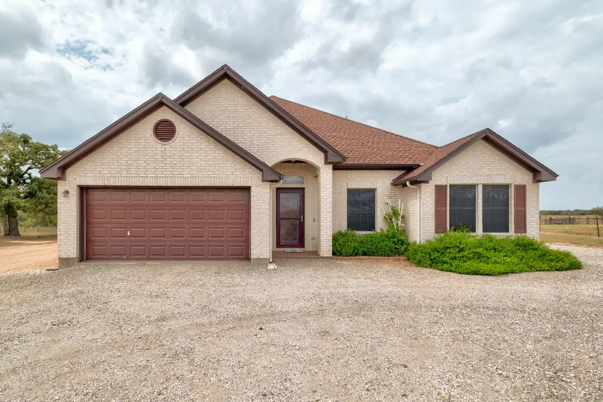 8510 Old Colony Line Rd, Dale, TX 78616 - #1