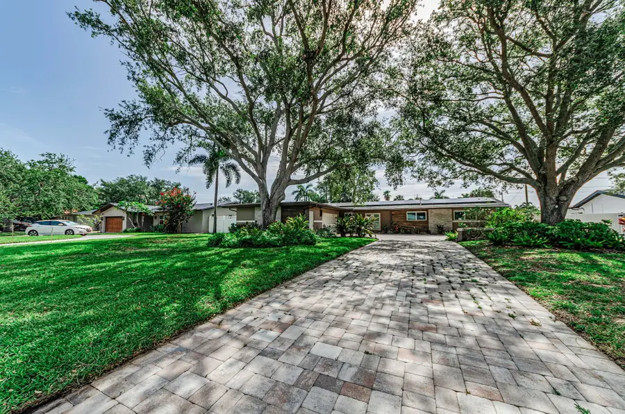 861 Rafael Boulevard Ne, Saint Petersburg, FL 33704 - #2