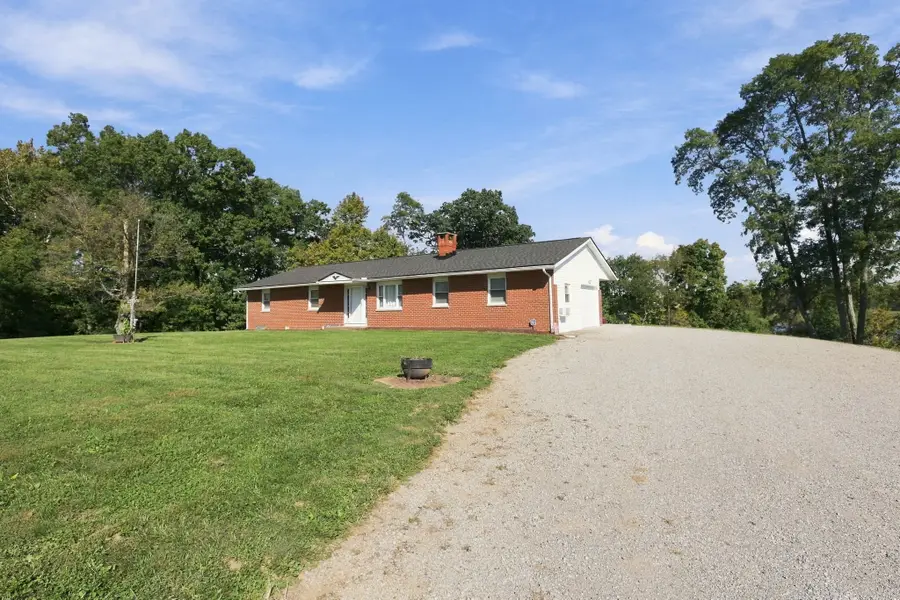 6270 Indian Run Road Ne, Pleasantville, OH 43148 - #3
