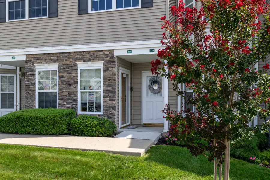 421 Autumn Drive, East Meadow, NY 11554 - #2