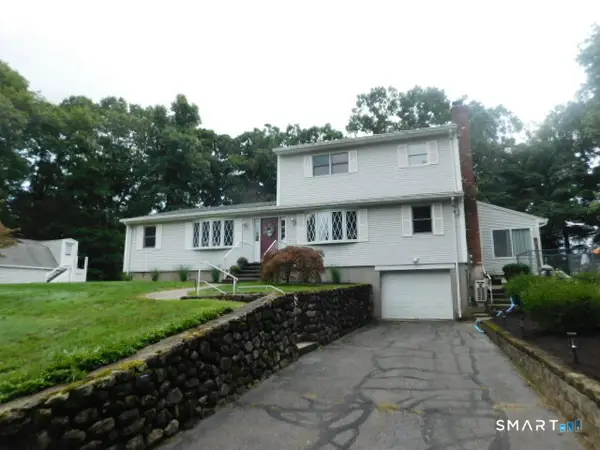 12 Rozum Circle, Prospect, CT 06712