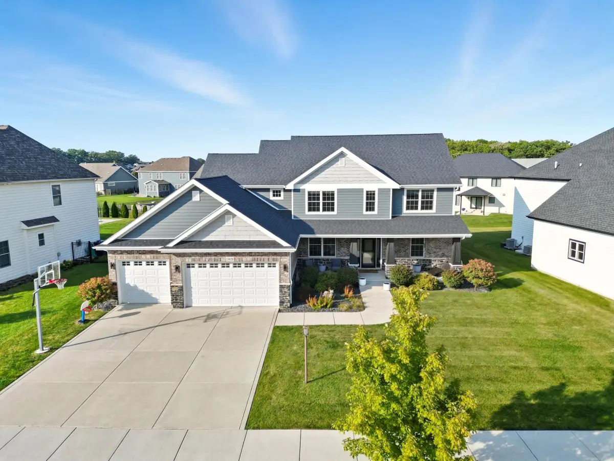 13028 Waterleaf Drive, Saint John, IN 46373 - Image #1