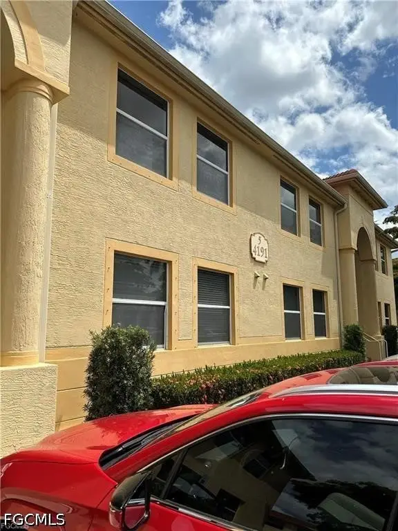 4191 Bellasol Circle #512, Fort Myers, FL 33916