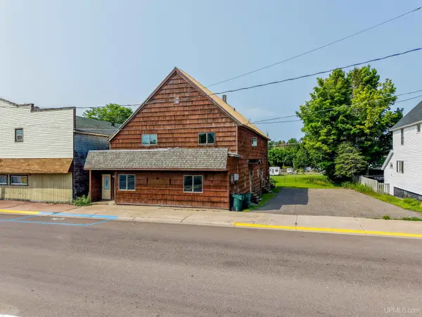137 Lake Linden, Laurium, MI 49913