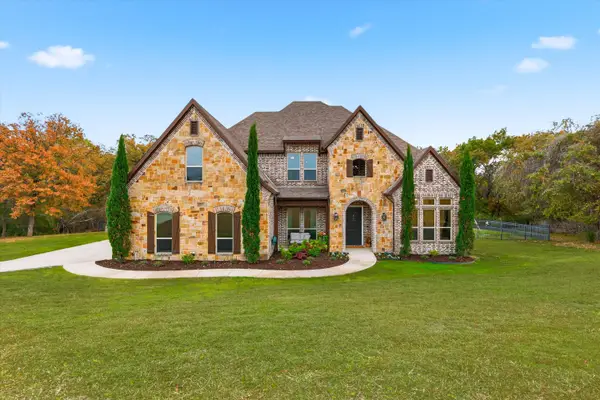 11236 Brady Oaks Court, Fort Worth, TX 76135