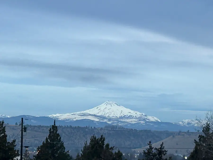 1050 SE Clover Lane, Madras, OR 97741 - #3