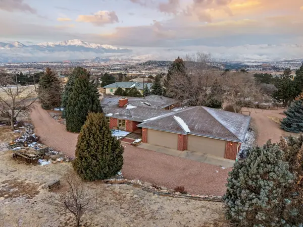 1124 Eagle Rock Road, Colorado Springs, CO 80918
