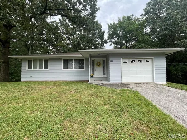 200 Meinhardt Drive, Fenton, MO 63026