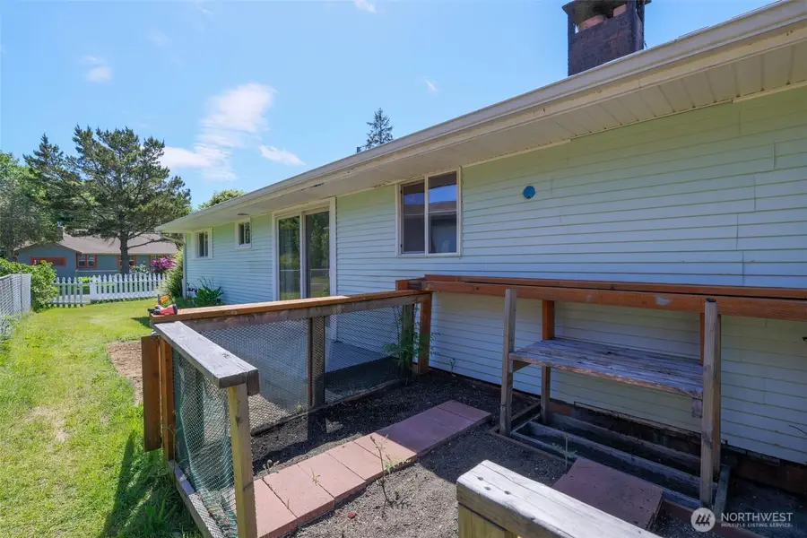 220 Grand Army Street, Westport, WA 98595 - #3