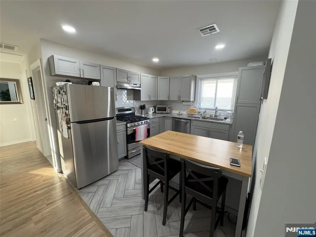 261 Schuyler Avenue, Kearny, NJ 07032 - #1