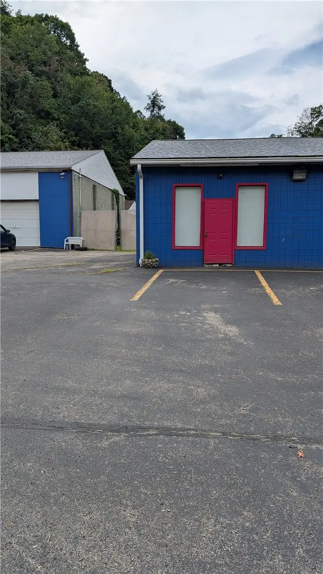 1330 Hayden, Elizabeth, PA 15037 - #2