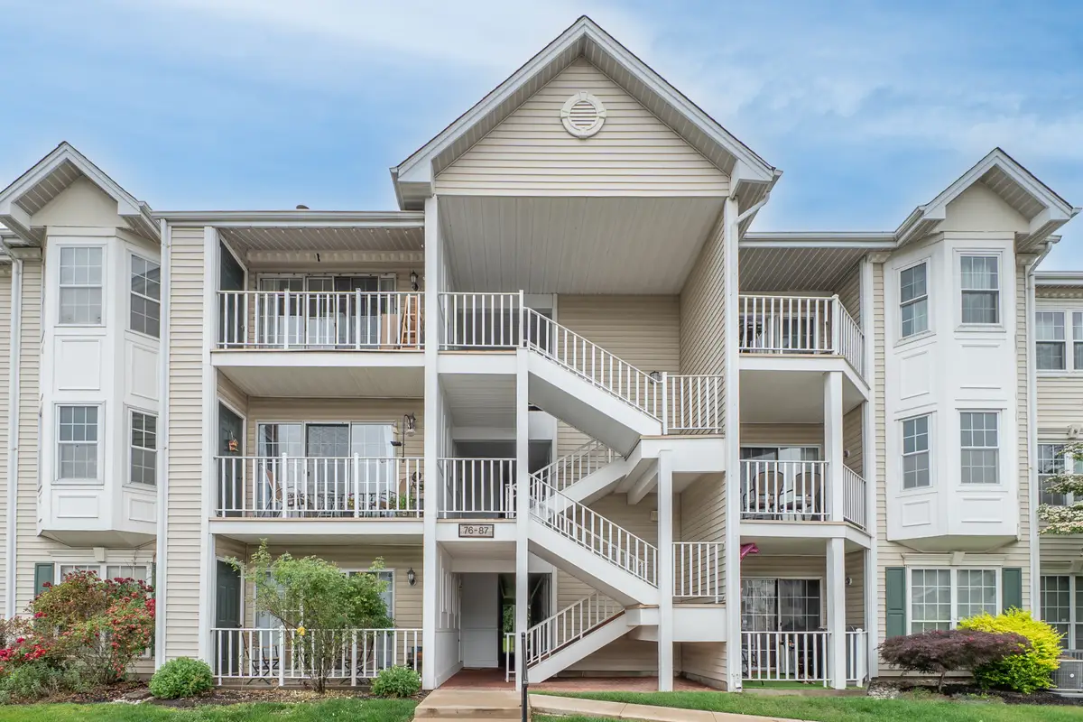 2103 Avery Ct, Franklin, NJ 08873 - #1