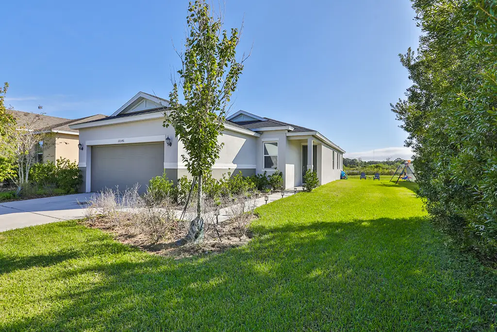 10546 Medford Lake Dr, Riverview, FL 33578 - #1